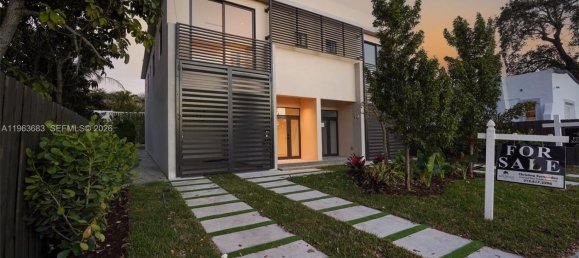 4 bedrooms Duplex for sale in Miami, Miami-Dade, Florida, USA № 614430 3
