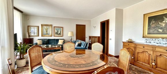 5 Schlafzimmer Penthouse in Busto Arsizio, Italy, Nr. 361239 8