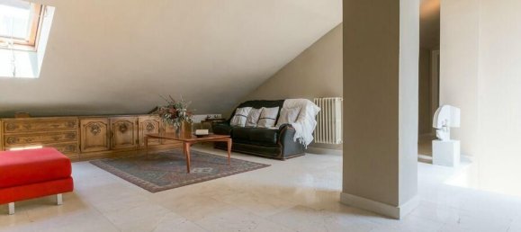 Дуплекс с 6 спальнями в Наварра, Испания № 33078 47