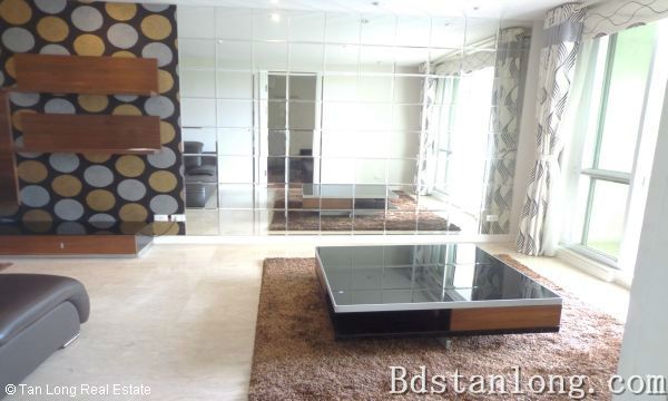 3 bedrooms Apartment in Tay Ho, Vietnam No. 6048