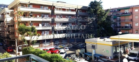 Apartamento de 4 dormitorios en Rapallo, Italy No. 358059 12