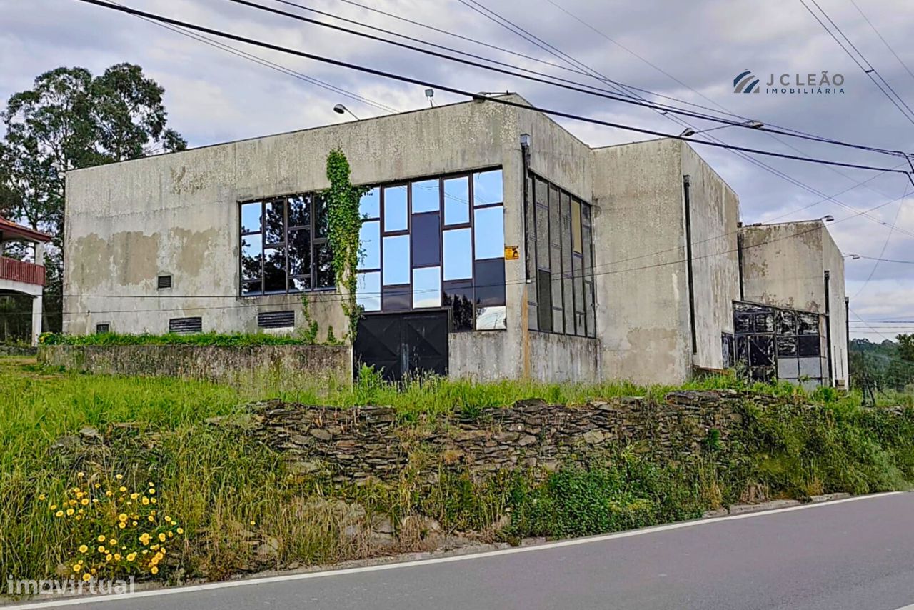 Propiedad comercial en Recarei, Portugal 457 m² No. 219912