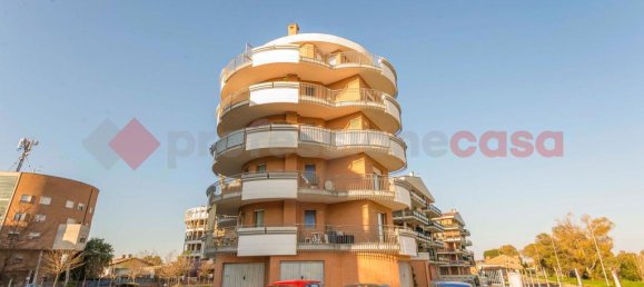 Квартира с 2 комнатами в Рим, Италия № 234446 20