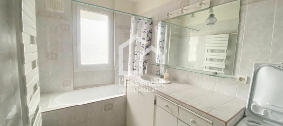 Квартира с 2 спальнями в Пуасси, Франция № 178445 11