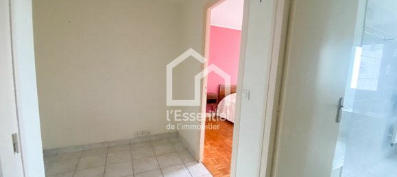 Квартира с 2 спальнями в Пуасси, Франция № 178445 12