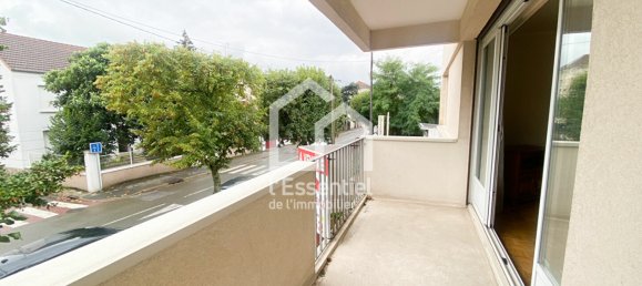 Квартира с 2 спальнями в Пуасси, Франция № 178445 4