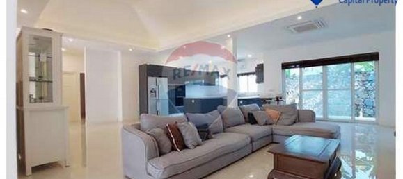 5 bedrooms Cafe / restaurant in Pattaya, Thailand No. 11831 8