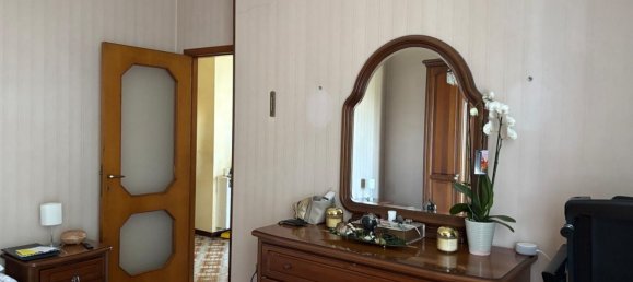 5 bedrooms Apartment in Trecate, Italy No. 344445 22