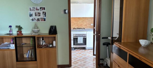5 bedrooms Apartment in Trecate, Italy No. 344445 6