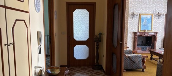 5 bedrooms Apartment in Trecate, Italy No. 344445 32