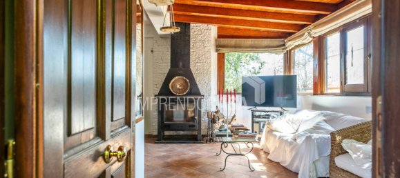 2 bedrooms Villa in Torretta, Italy No. 264371 3