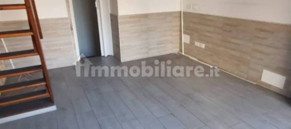 3-Zimmer Gewerbliche Immobilie in Rome, Italy, Nr. 111507 4