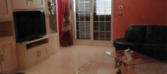 3غرفة شقة في Castel di Iudica, Italy رقم 282121 3