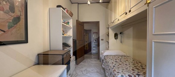 5 rooms Apartment in Avezzano, Italy No. 21078 6
