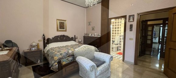 5 rooms Apartment in Avezzano, Italy No. 21078 3