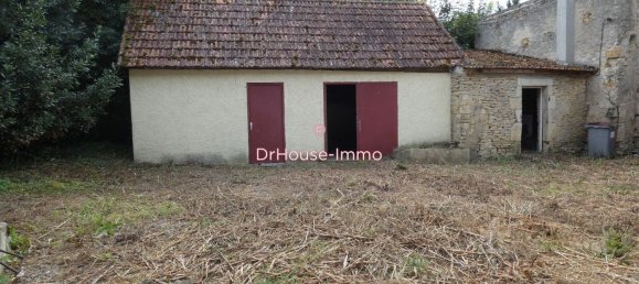 3 bedrooms Castles in Meillant, France No. 256033 3