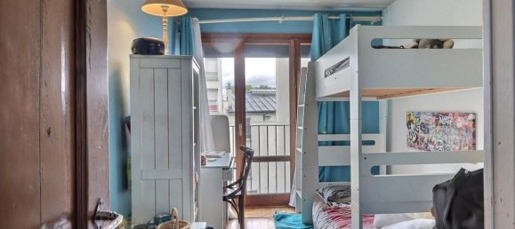 2 bedrooms Apartment in Paris, France No. 188892 3