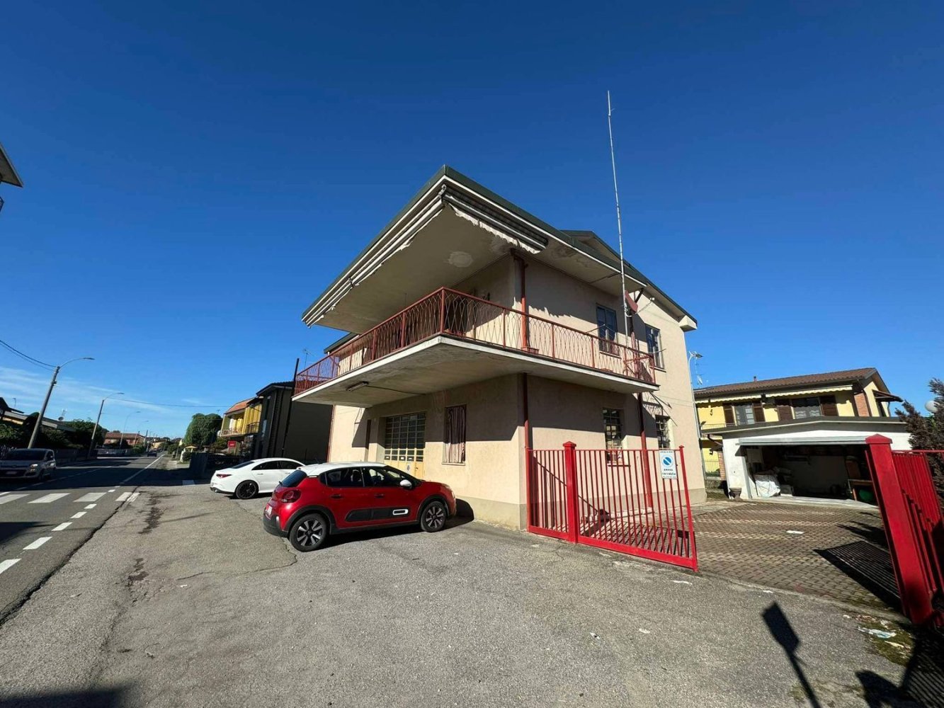 Дом с 4 спальнями в Меде, Италия № 360874