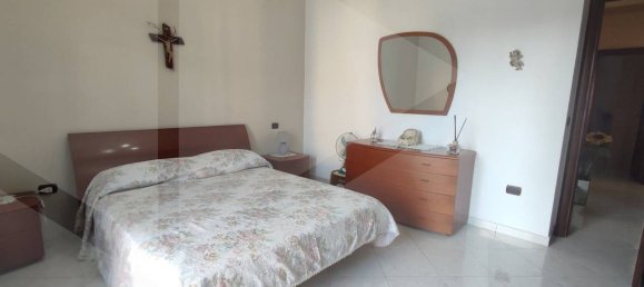 4 rooms Apartment in Giugliano in Campania, Italy No. 32836 14