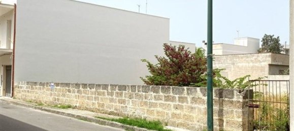 642m² Land in Galatone, Italy No. 161652 5