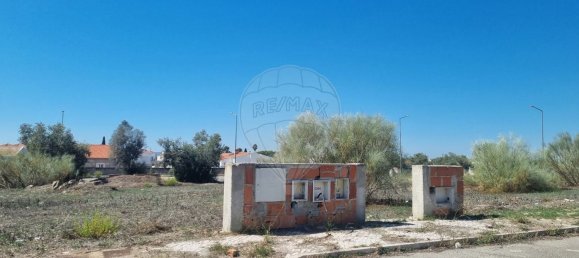 260m² Land in Reguengos de Monsaraz, Portugal No. 89131 5