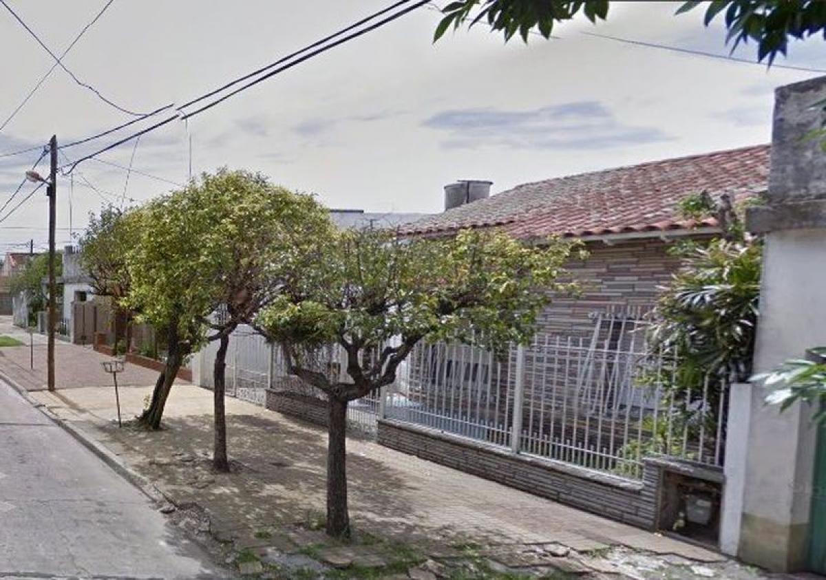 3 bedrooms House in Bermudez, Argentina No. 5395