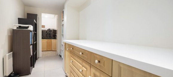 4 bedrooms House in Dardilly, France No. 337876 7