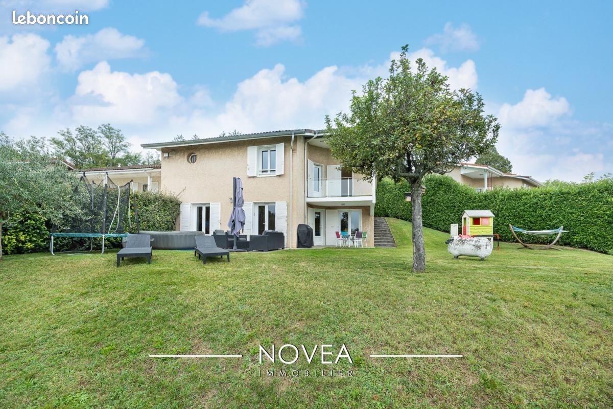 4 bedrooms House in Dardilly, France No. 337876