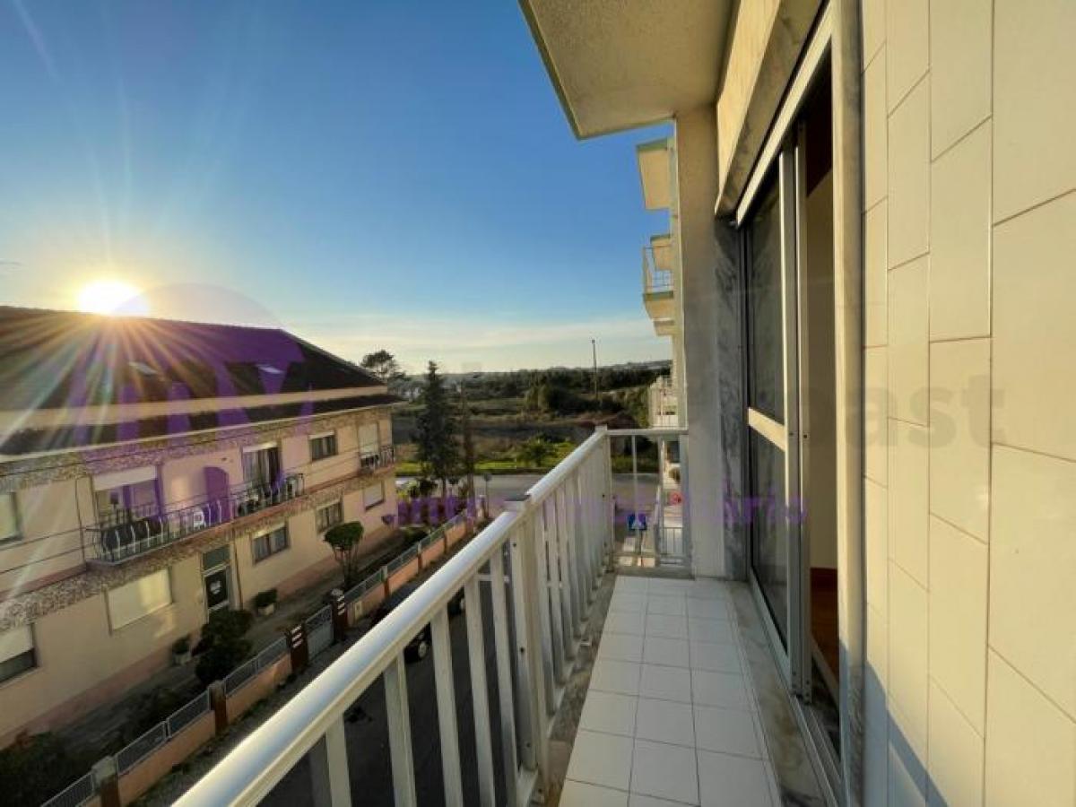 2 bedrooms Apartment in Caldas da Rainha, Portugal No. 6400