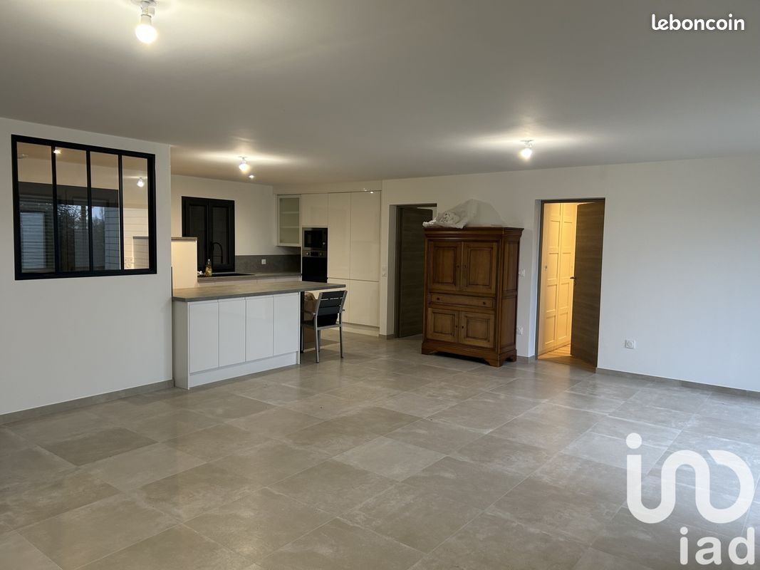 Дом с 3 спальнями в Узуэр-сюр-Луара, Франция № 43020