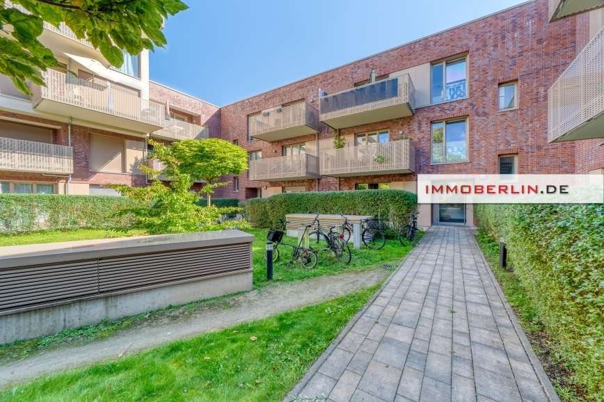 Apartamento de 3 habitaciónes en Friedrichshain, Germany No. 364884