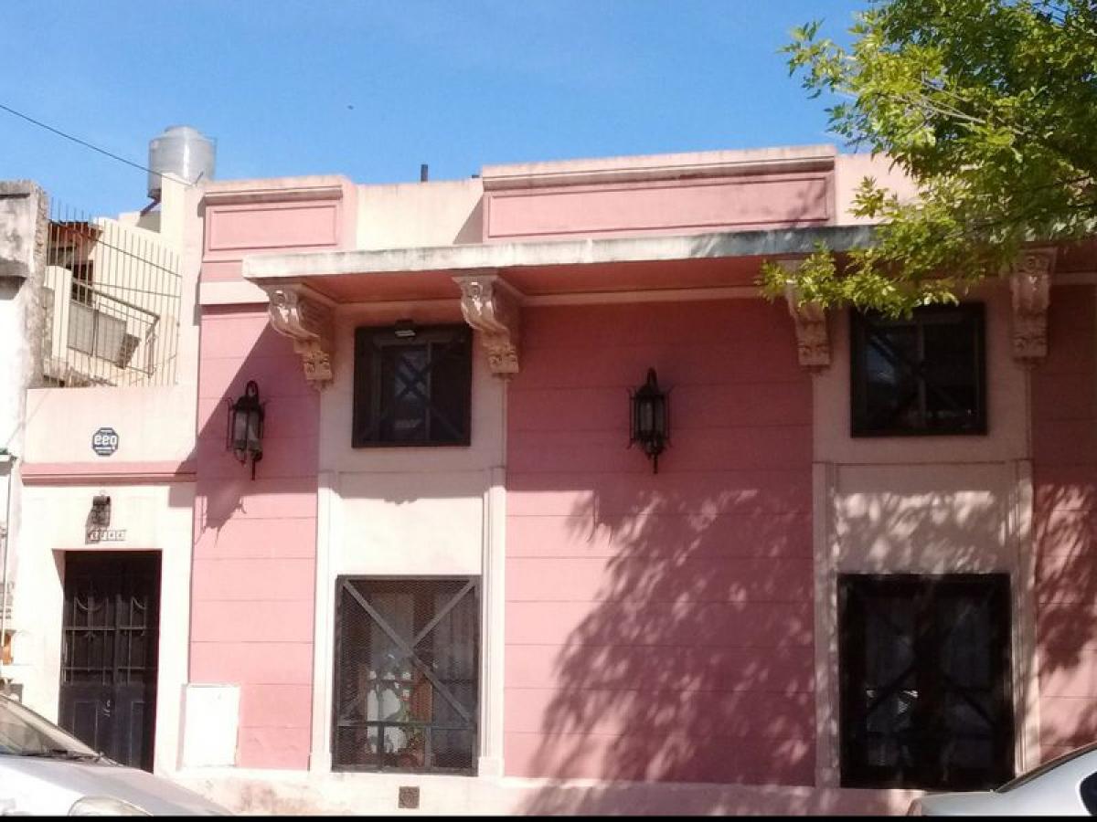 3 bedrooms House in Buenos Aires, Argentina No. 101705