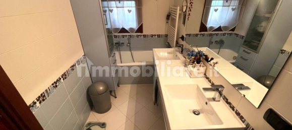 2 Schlafzimmer Wohnung in Rome, Italy, Nr. 203929 16