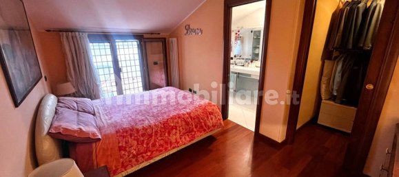 2 Schlafzimmer Wohnung in Rome, Italy, Nr. 203929 12