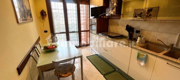 2 Schlafzimmer Wohnung in Rome, Italy, Nr. 203929 7