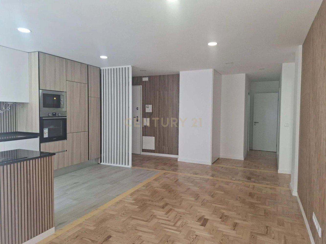 2 bedrooms Apartment in Lisbon, Portugal No. 341598