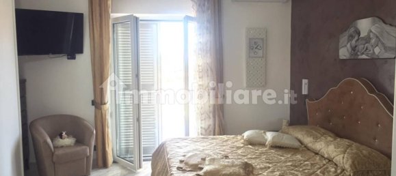 5 bedrooms Villa in Giugliano in Campania, Italy No. 86246 23