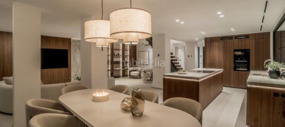 Moradia em banda T5 em Marbella, Spain N.º 56664 28