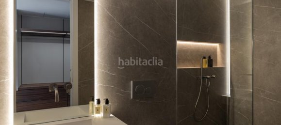 Moradia em banda T5 em Marbella, Spain N.º 56664 36