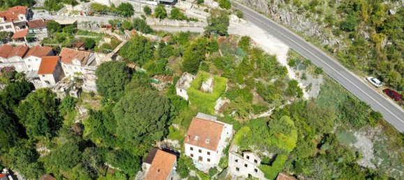 1070m² Hotel in Kotor, Montenegro No. 256 2