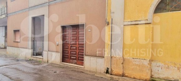 Bâtiment à Racale, Italy 1200m² No. 106875 3