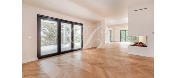 3 bedrooms Apartment in Cascais, Portugal No. 107165 10