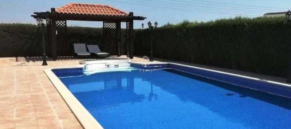 5 bedrooms Commercial property in Mesa Geitonia, Cyprus No. 19121 3