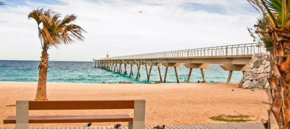 Gebäude in Badalona, Spain 360m², Nr. 123836 11