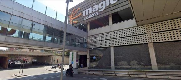 Gebäude in Badalona, Spain 360m², Nr. 123836 5