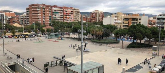 Gebäude in Badalona, Spain 360m², Nr. 123836 23