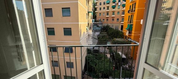 2 chambres Appartement à Genoa, Italy No. 263339 5