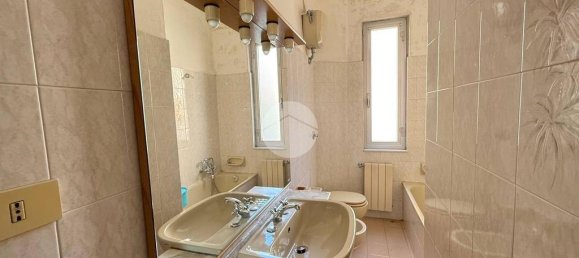 2 chambres Appartement à Genoa, Italy No. 263339 23