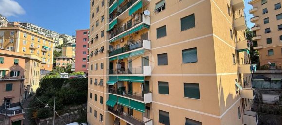 2 chambres Appartement à Genoa, Italy No. 263339 4