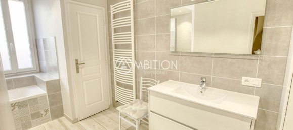 Adosado de 5 dormitorios en Fayence, France No. 287789 12